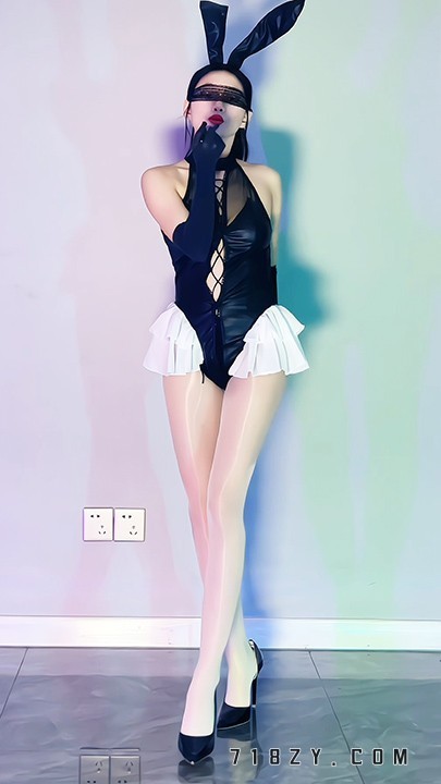 BZ|小艾xxin(芯芯好米) 内部群4K超清 【39V/21.6G】-718主播社区